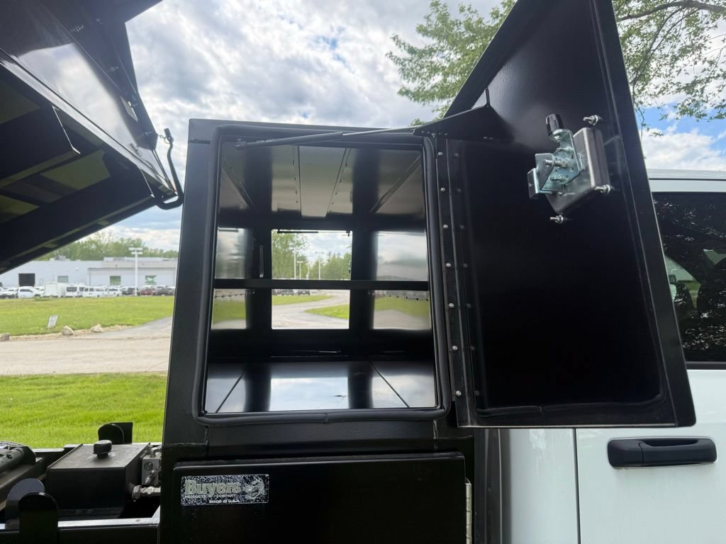 New 2024 RAM 5500 Tradesman AWD/4WD image 53