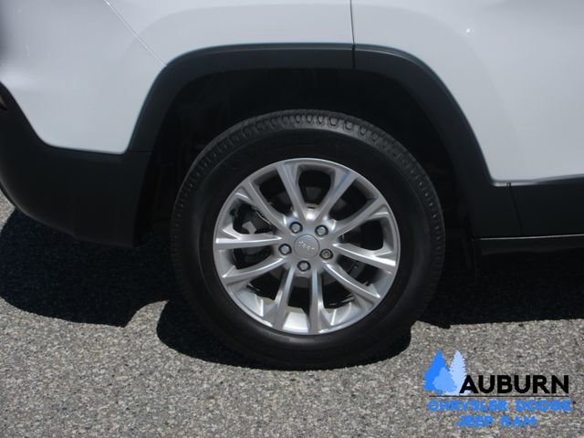 Used 2019 Jeep Cherokee Latitude w/ Popular Appearance Group image 9