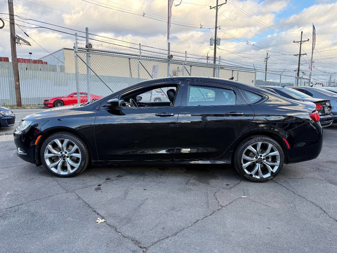 Used 2015 Chrysler 200 S w/ Navigation & Sound Group I image 3