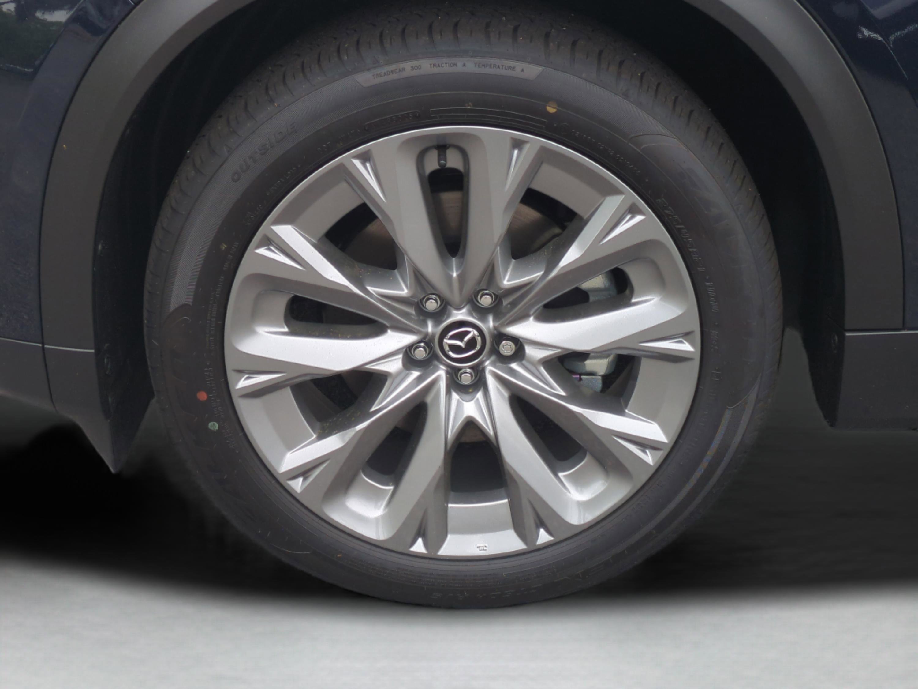 New 2026 MAZDA CX-90 Plug-In Hybrid w/ Preferred image 11