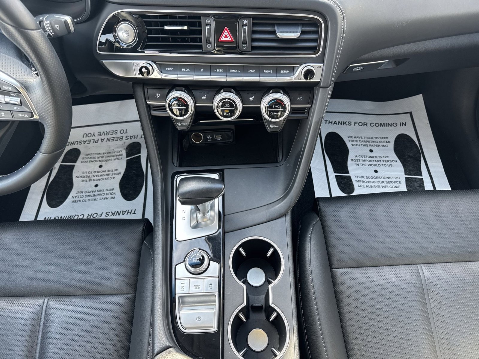 Used 2021 Genesis G70 2.0T image 21