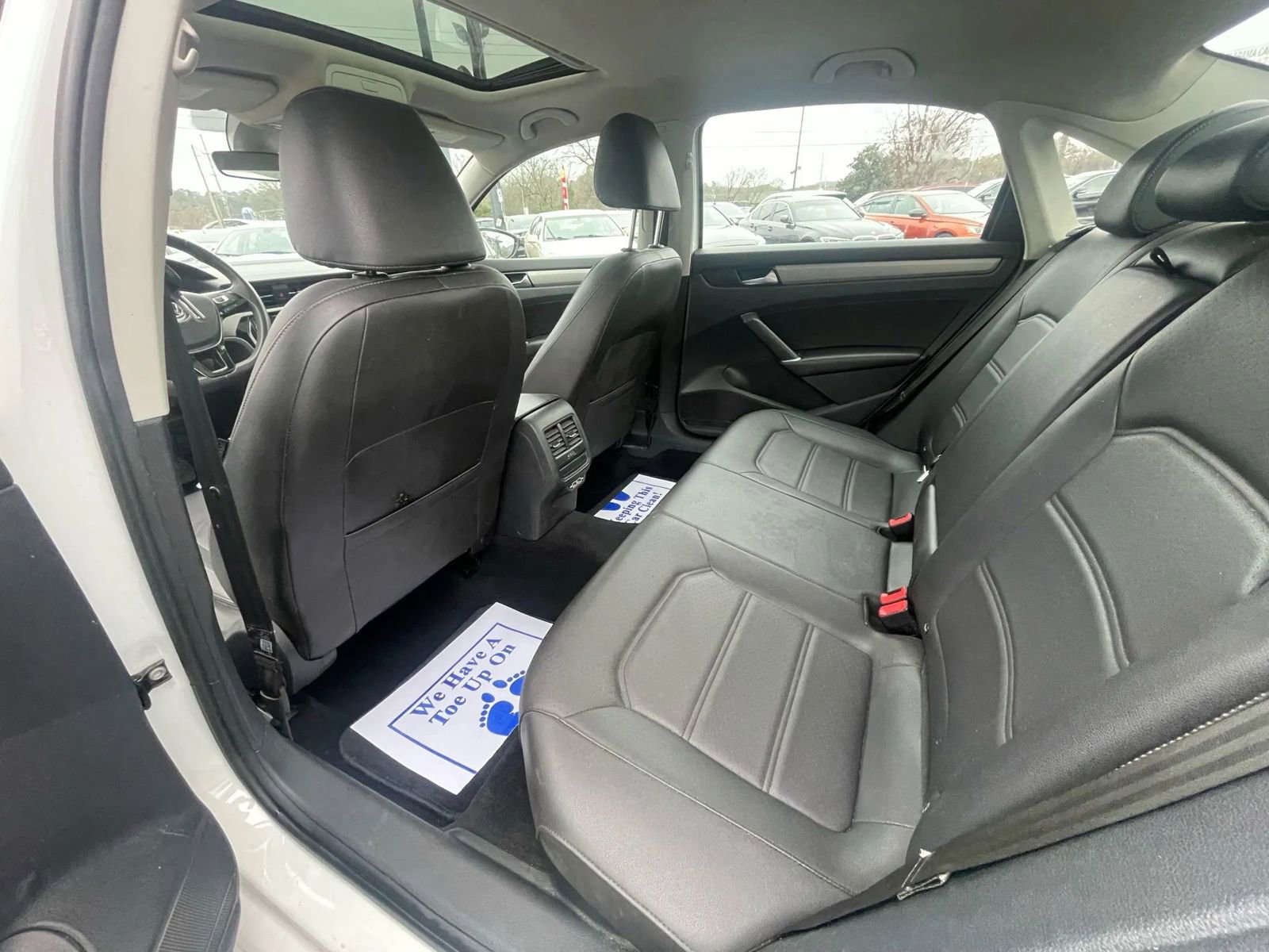 Used 2021 Volkswagen Passat 2.0T SE image 7