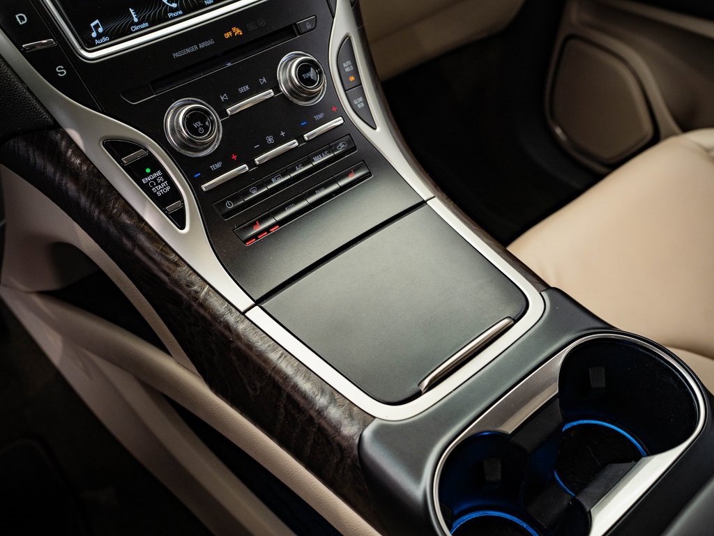 Used 2019 Lincoln Nautilus Select image 30