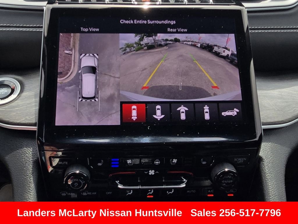 Used 2024 Jeep Grand Cherokee Limited w/ Luxury Tech Group II RWD image 22
