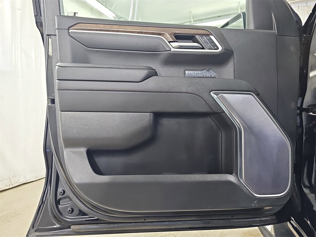 Used 2023 Chevrolet Silverado 1500 High Country w/ High Country Premium Package image 33