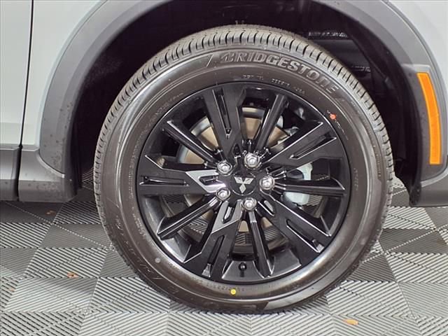 New 2025 Mitsubishi Eclipse Cross LE AWD/4WD image 28