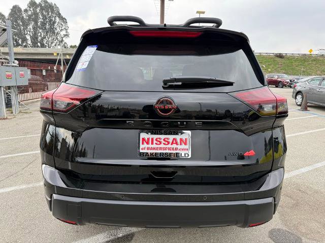 Used 2025 Nissan Rogue SV w/ Rock Creek Premium Package image 8