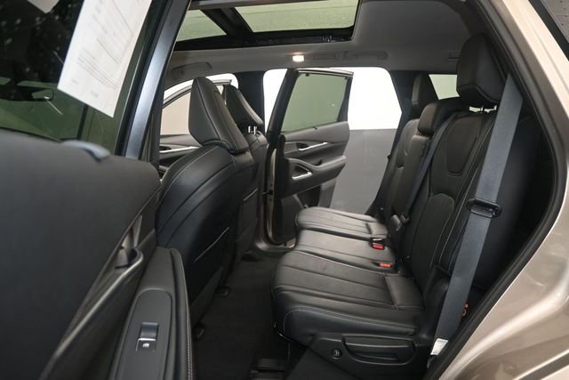 Used 2023 INFINITI QX60 Luxe w/ Performance Audio Package AWD/4WD image 15