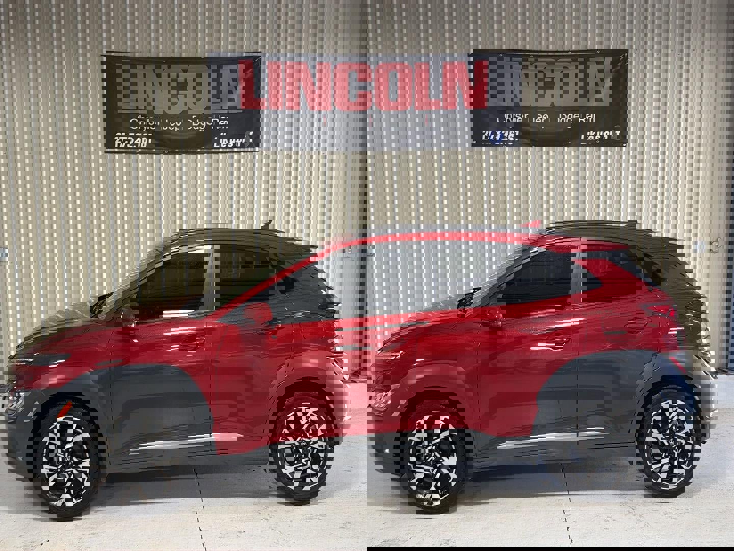 Used 2022 Hyundai Kona Limited image 2