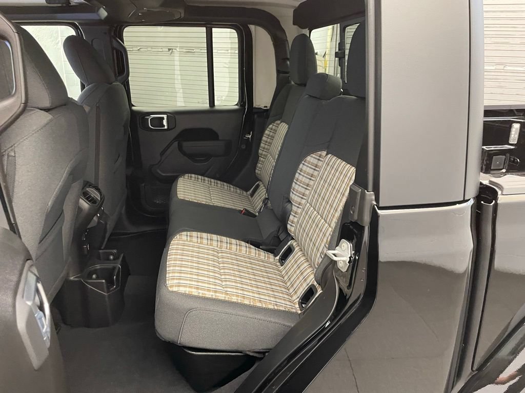 New 2026 Jeep Gladiator Mojave AWD/4WD image 16