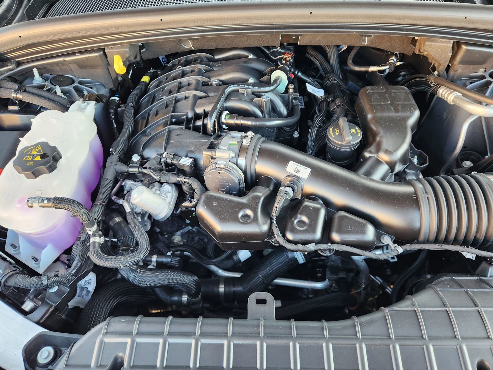 New 2025 Jeep Grand Cherokee L Limited w/ Luxury Tech Group II image 24