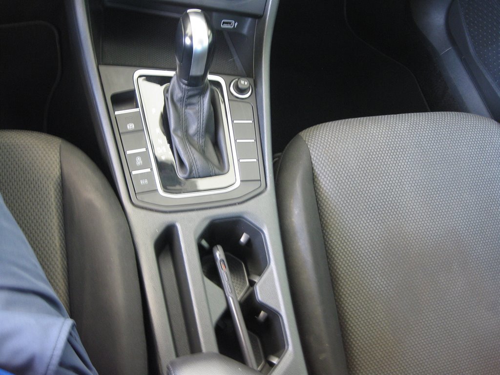 Used 2019 Volkswagen Jetta S image 19