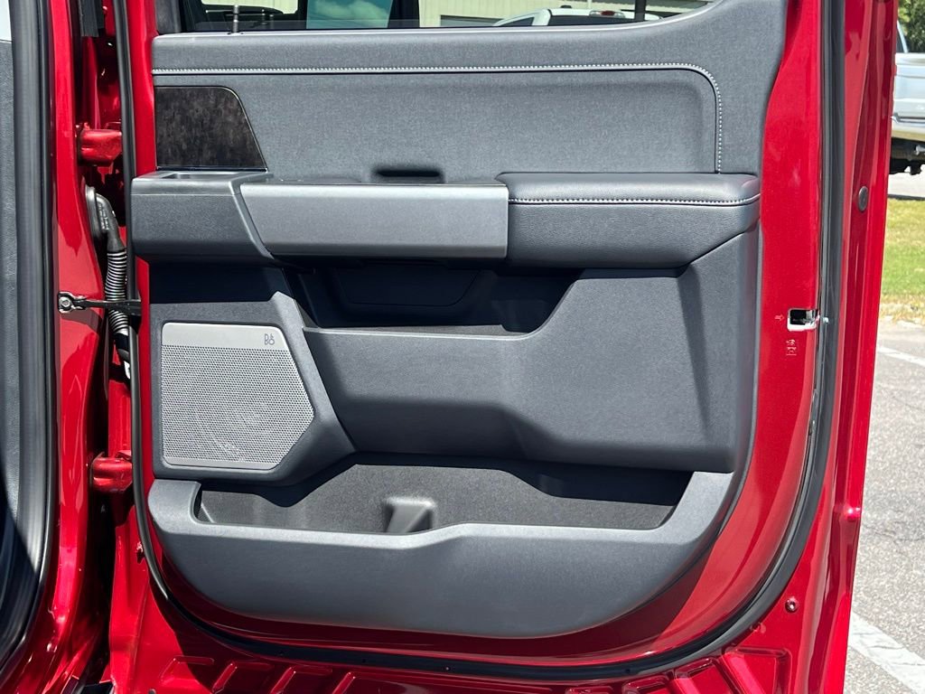 New 2026 Ford F250 Lariat w/ Chrome Package image 34