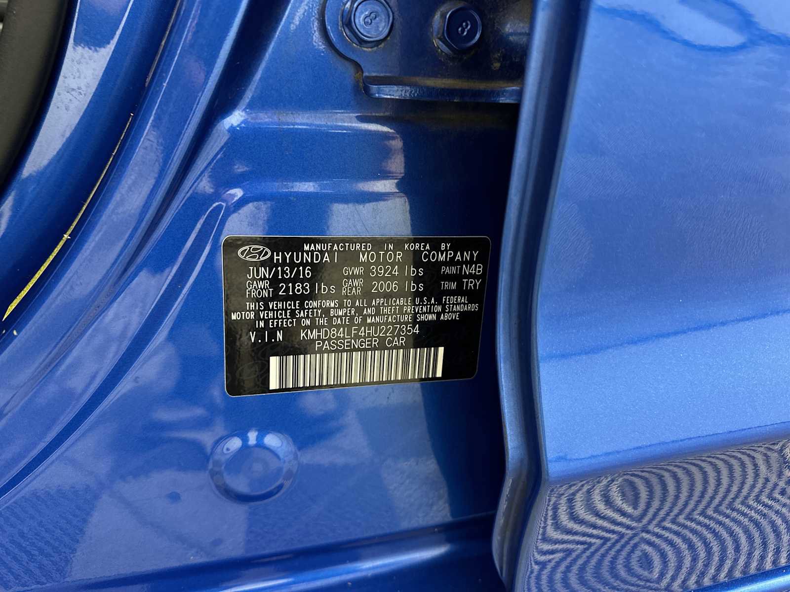 Used 2017 Hyundai Elantra Limited image 31