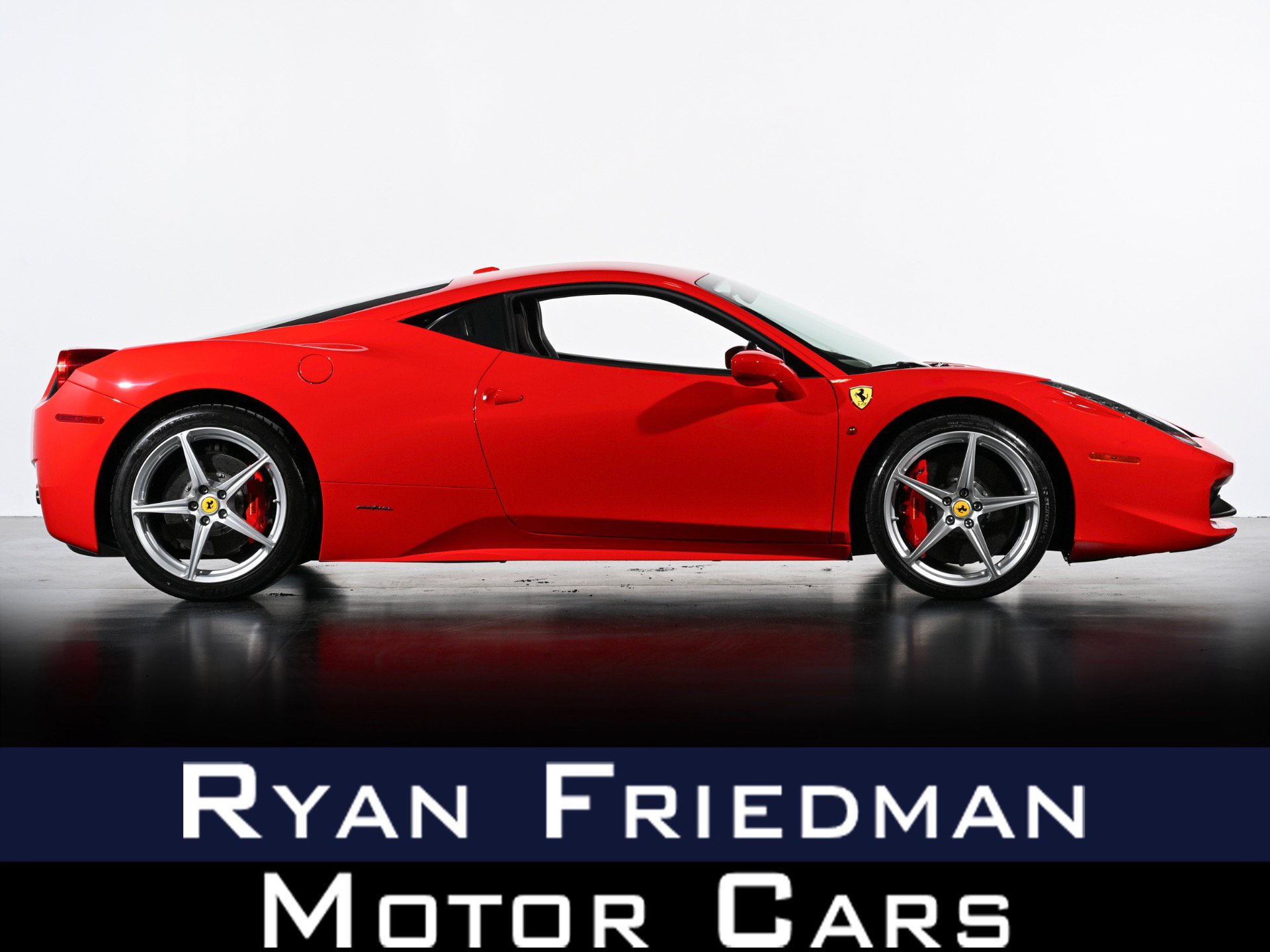 Used 2014 Ferrari 458 Italia Coupe RWD image 1