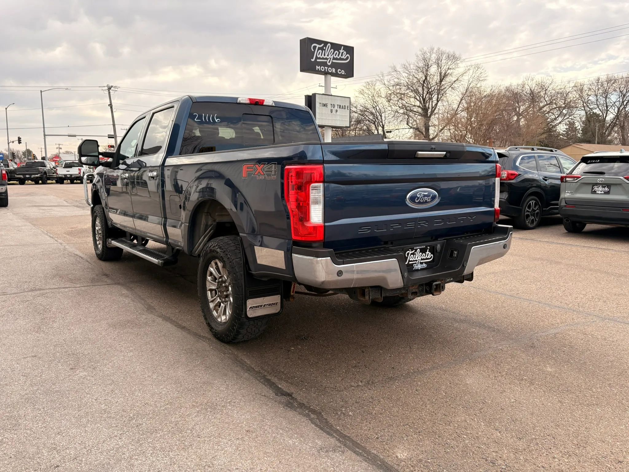 Used 2017 Ford F250 Lariat w/ Chrome Package image 5