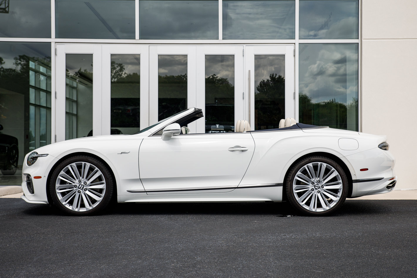 Certified 2025 Bentley Continental GT Speed AWD/4WD image 18