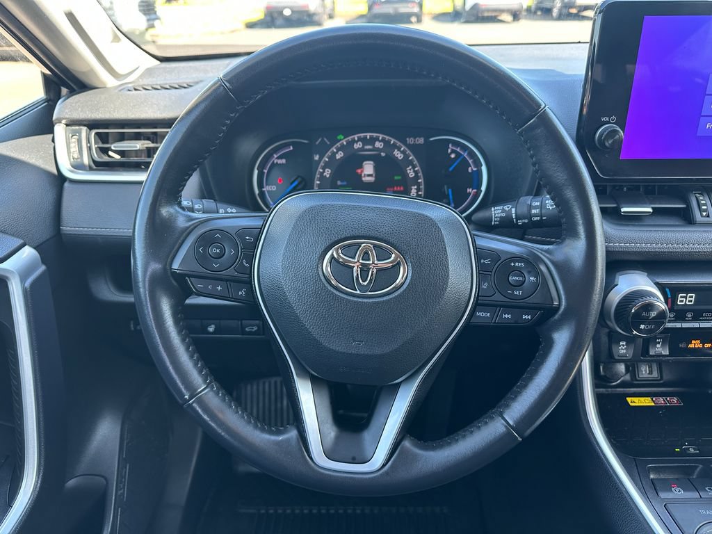 Certified 2023 Toyota RAV4 XLE Premium AWD/4WD image 19