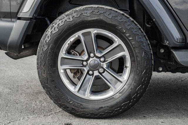 Used 2020 Jeep Wrangler Unlimited Sahara image 18
