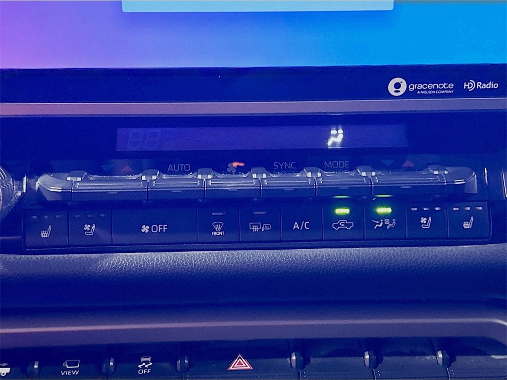 Used 2024 Toyota Tundra Limited image 13