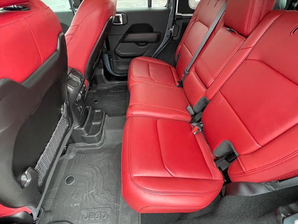 Used 2024 Jeep Wrangler Unlimited Rubicon 392 AWD/4WD image 22