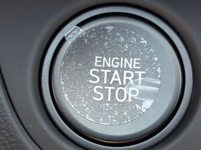 Certified 2025 Hyundai Elantra SEL image 28