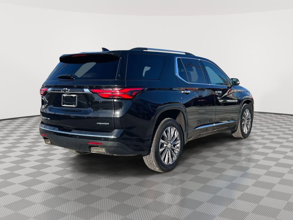 Used 2023 Chevrolet Traverse Premier AWD/4WD image 5