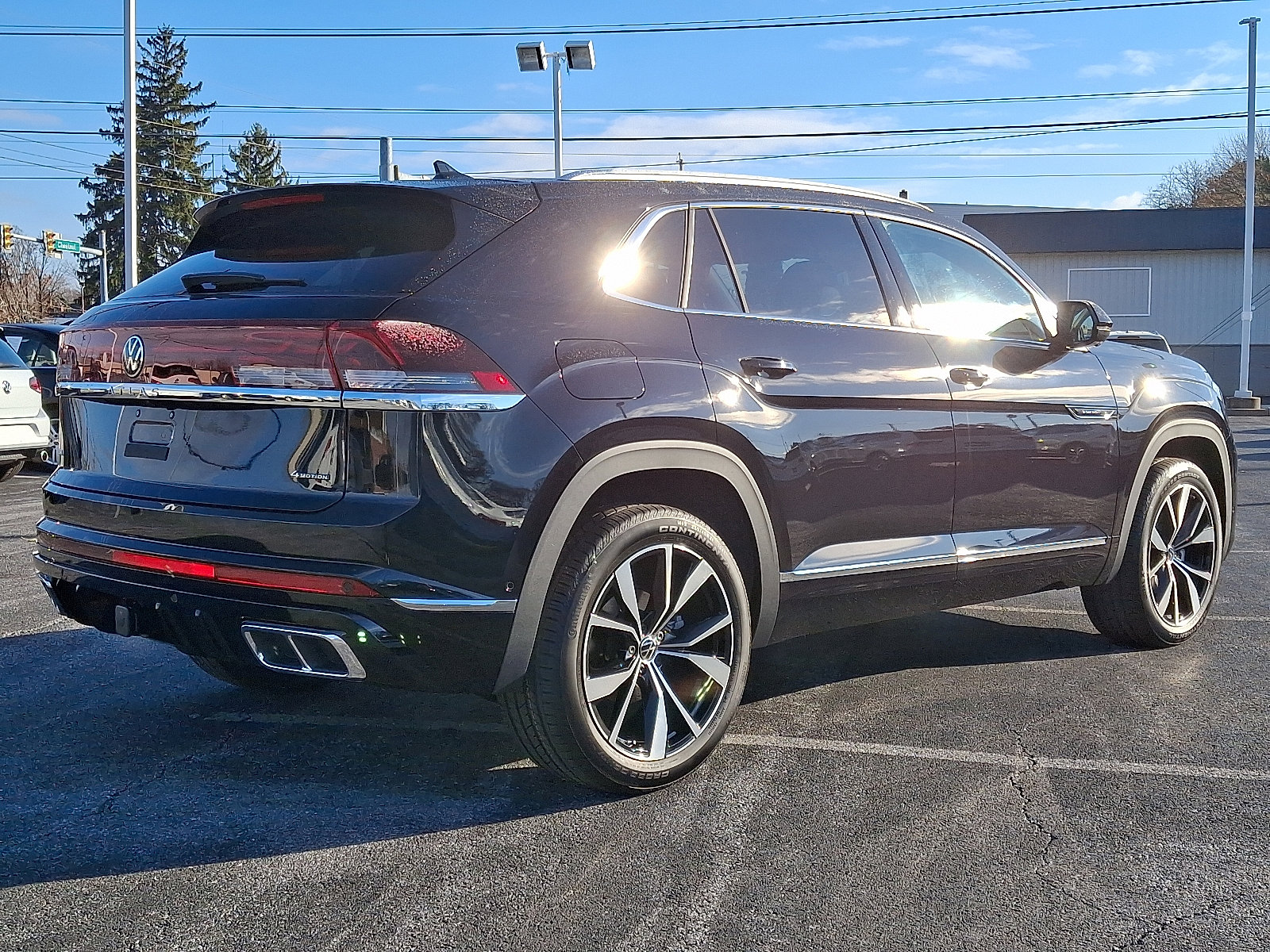 New 2025 Volkswagen Atlas Cross Sport SEL Premium R-Line image 5