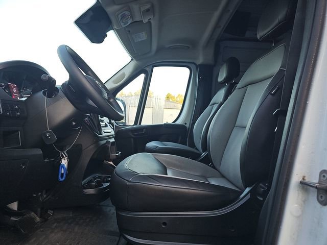 Used 2026 RAM ProMaster 2500 w/ Convenience Group FWD image 3