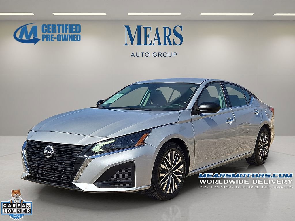 Used 2025 Nissan Altima 2.5 SV image 1