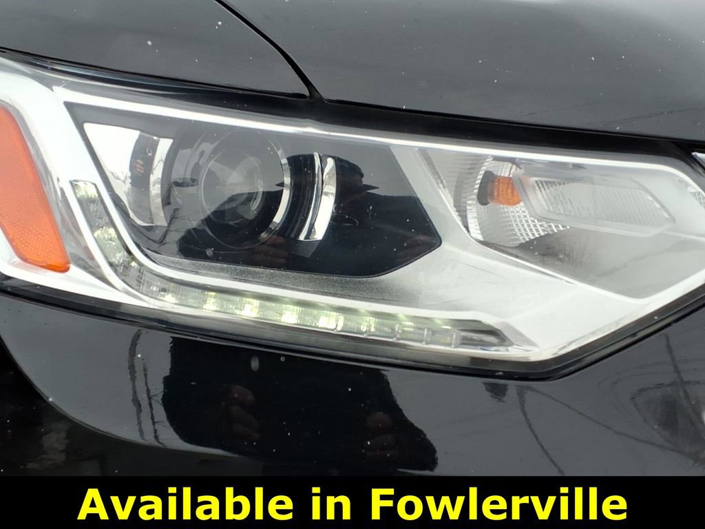 Used 2020 Chevrolet Traverse LT image 15