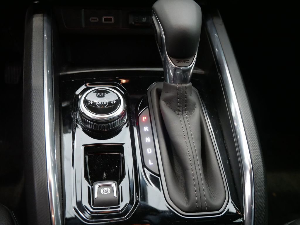 New 2026 GMC Canyon Elevation w/ Convenience Package image 25