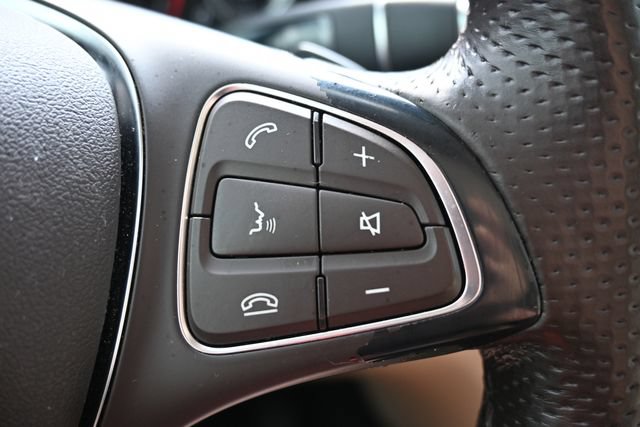 Used 2018 Mercedes-Benz GLE 350 image 38
