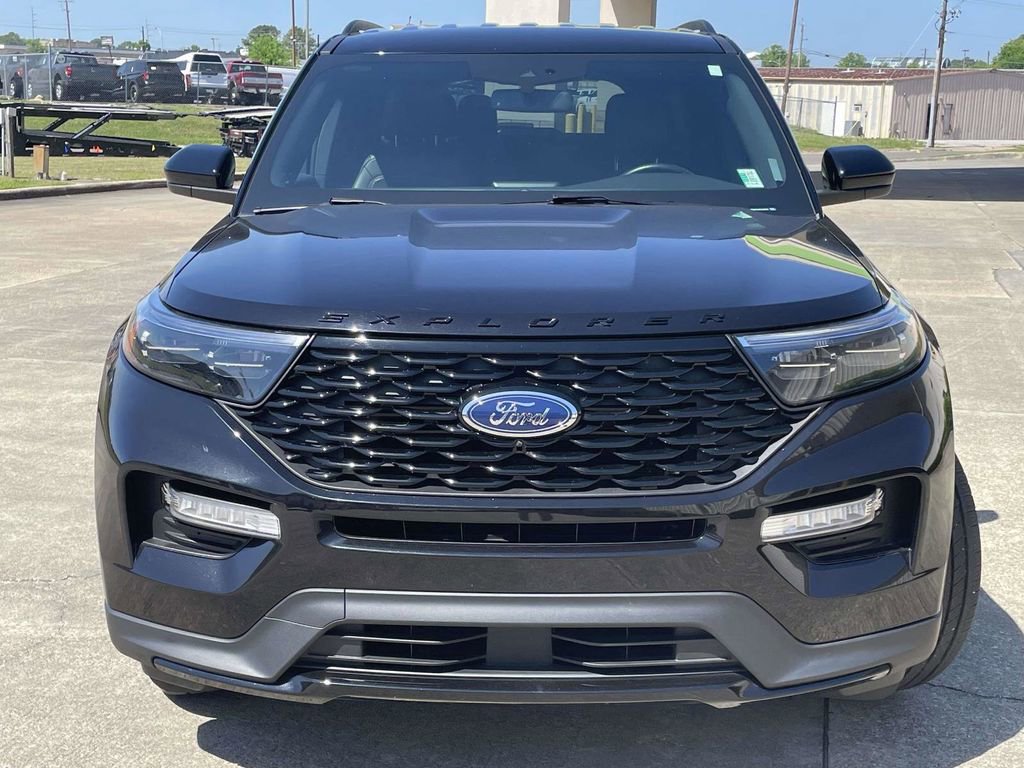 Certified 2023 Ford Explorer ST-Line w/ Class IV Trailer Tow Package RWD image 8