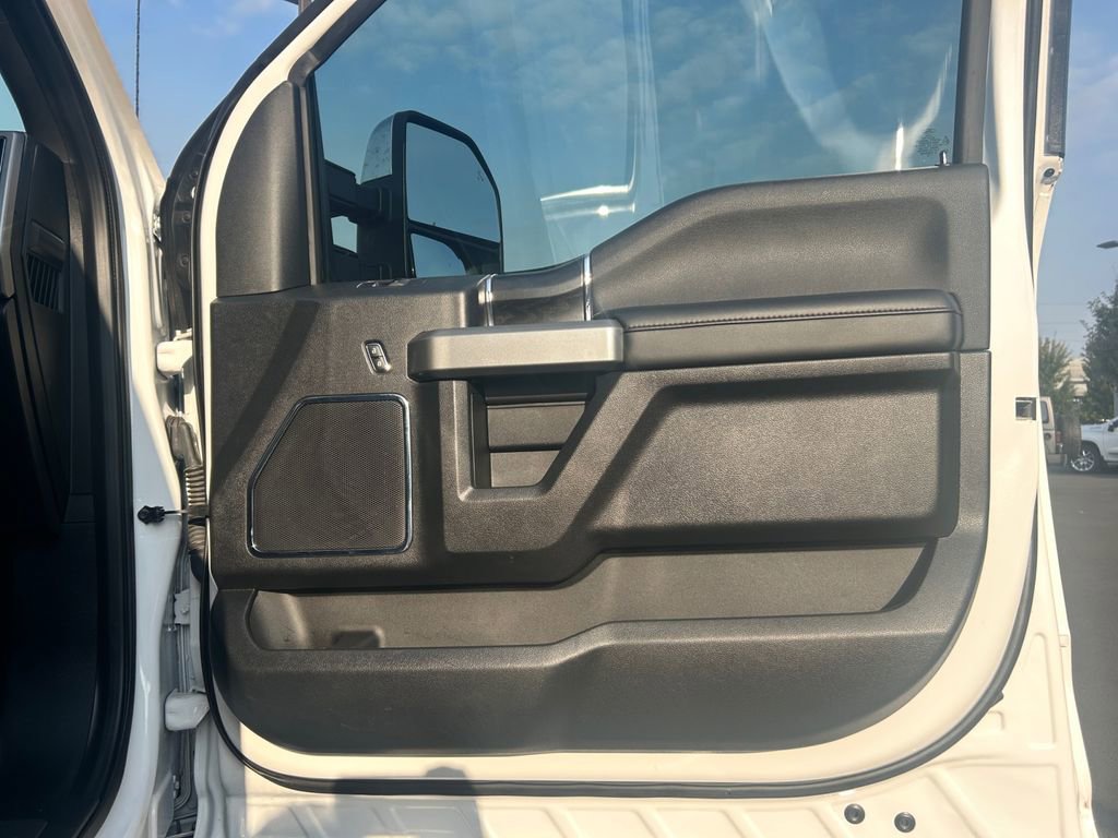 Used 2019 Ford F250 Platinum w/ Platinum Ultimate Package image 25