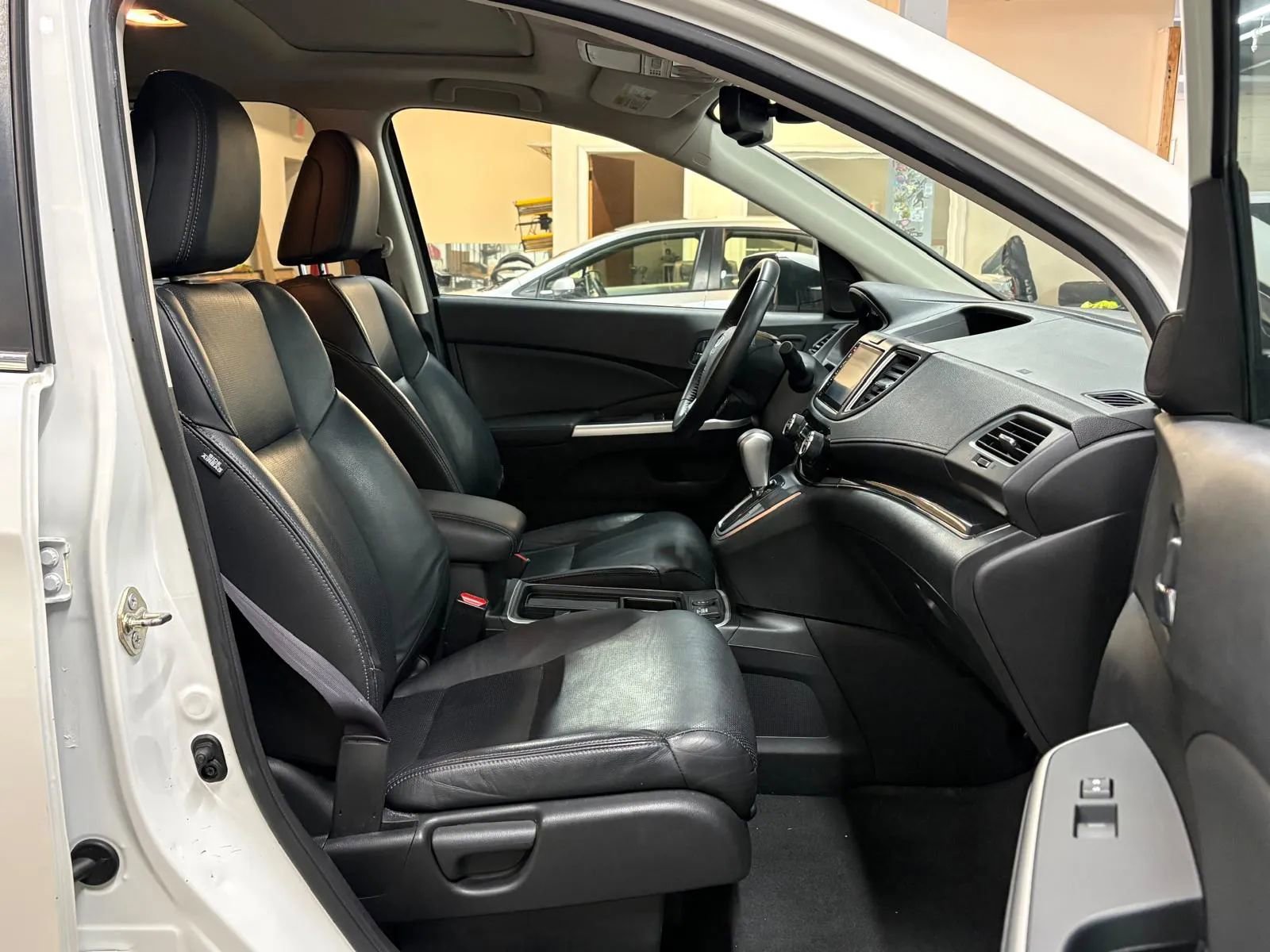 Used 2016 Honda CR-V Touring image 20