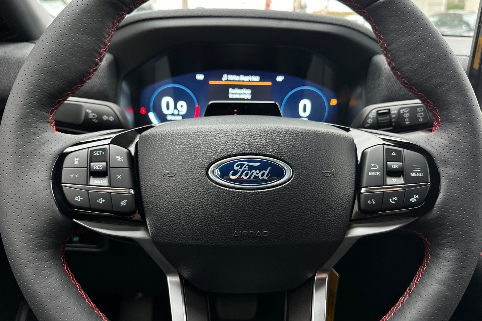 New 2026 Ford Explorer ST-Line w/ ST-Line Street Pack image 24