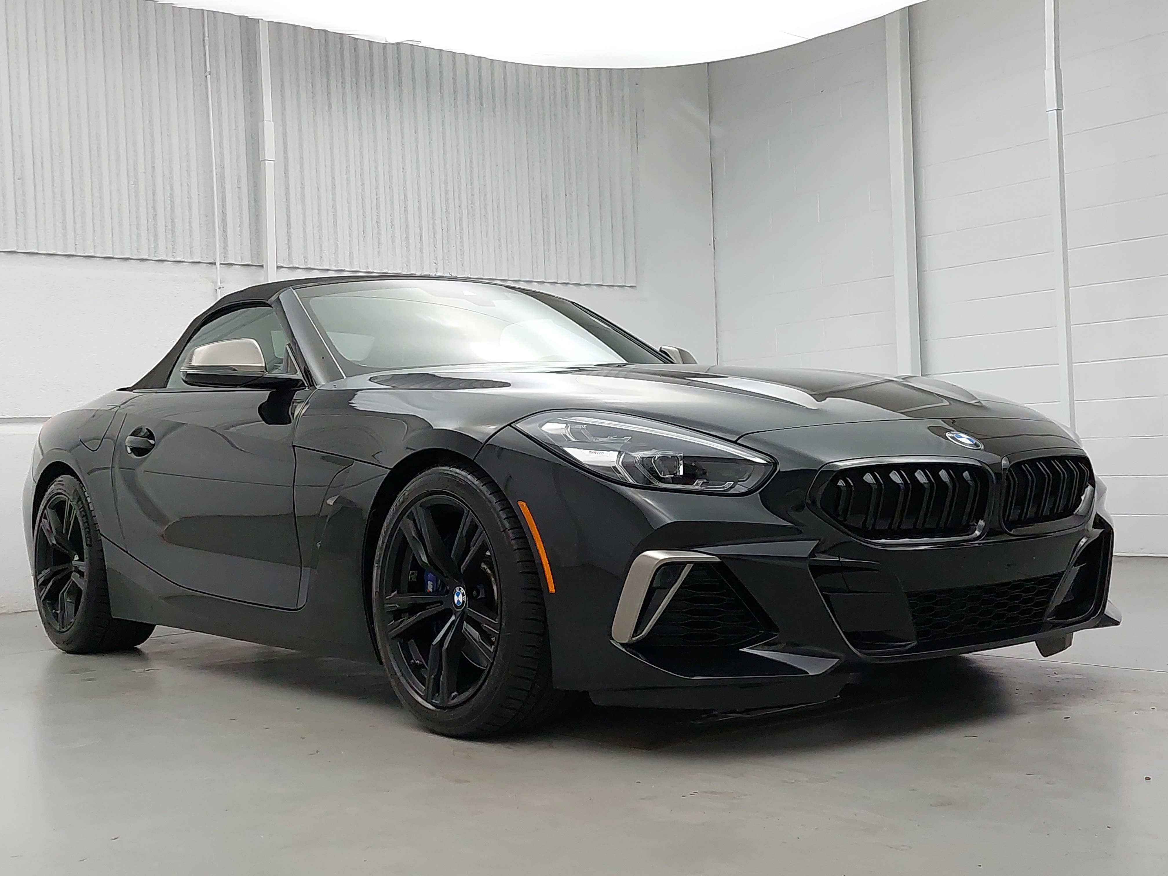 Used 2020 BMW Z4 M40i RWD image 9