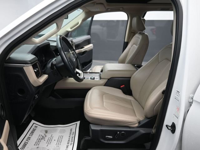 Used 2024 Ford Expedition Limited image 18