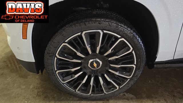 New 2026 Chevrolet Tahoe High Country AWD/4WD image 12