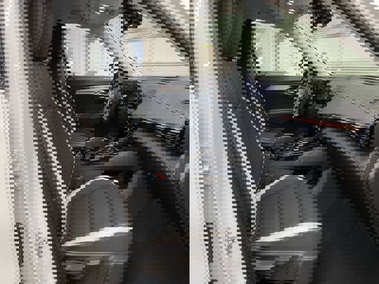 Used 2025 Buick Envision Sport Touring image 18