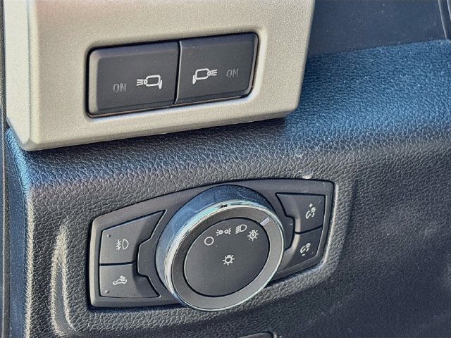 Used 2015 Ford F150 Lariat RWD image 10
