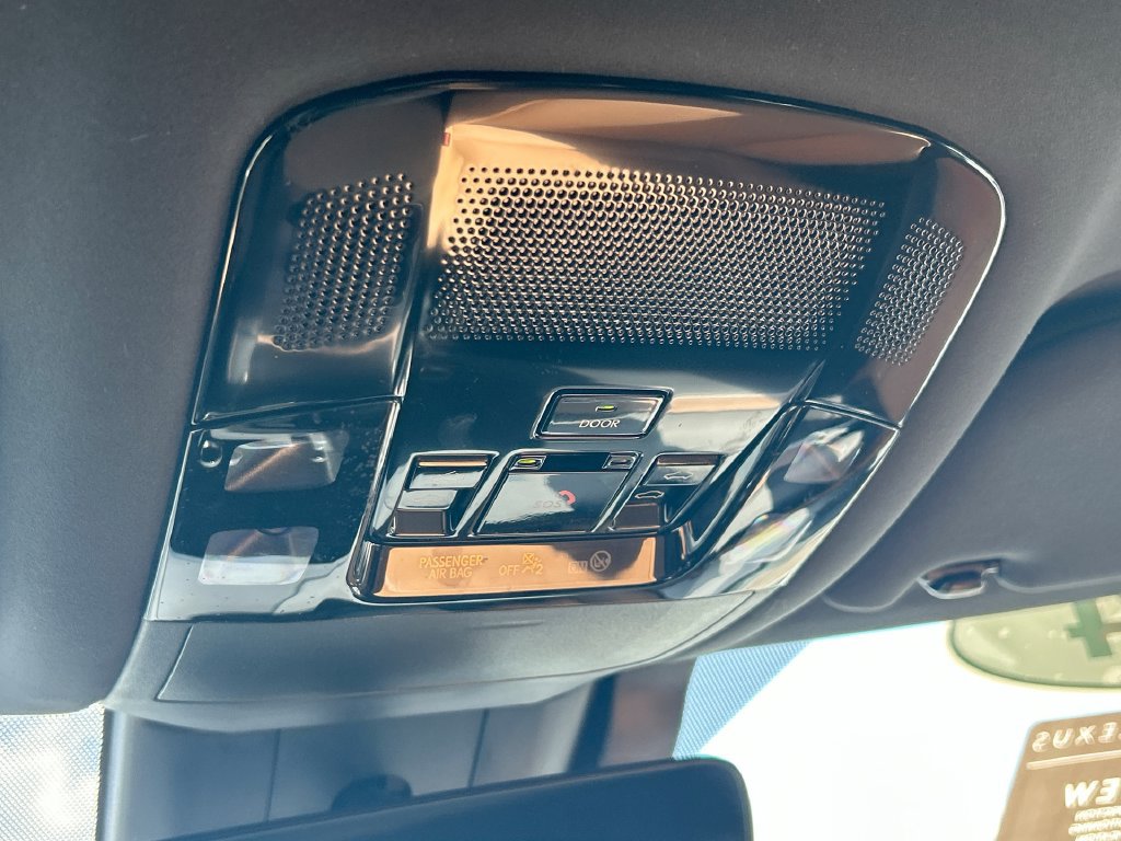 Used 2024 Lexus RX 350 Premium w/ Convenience Package FWD image 29