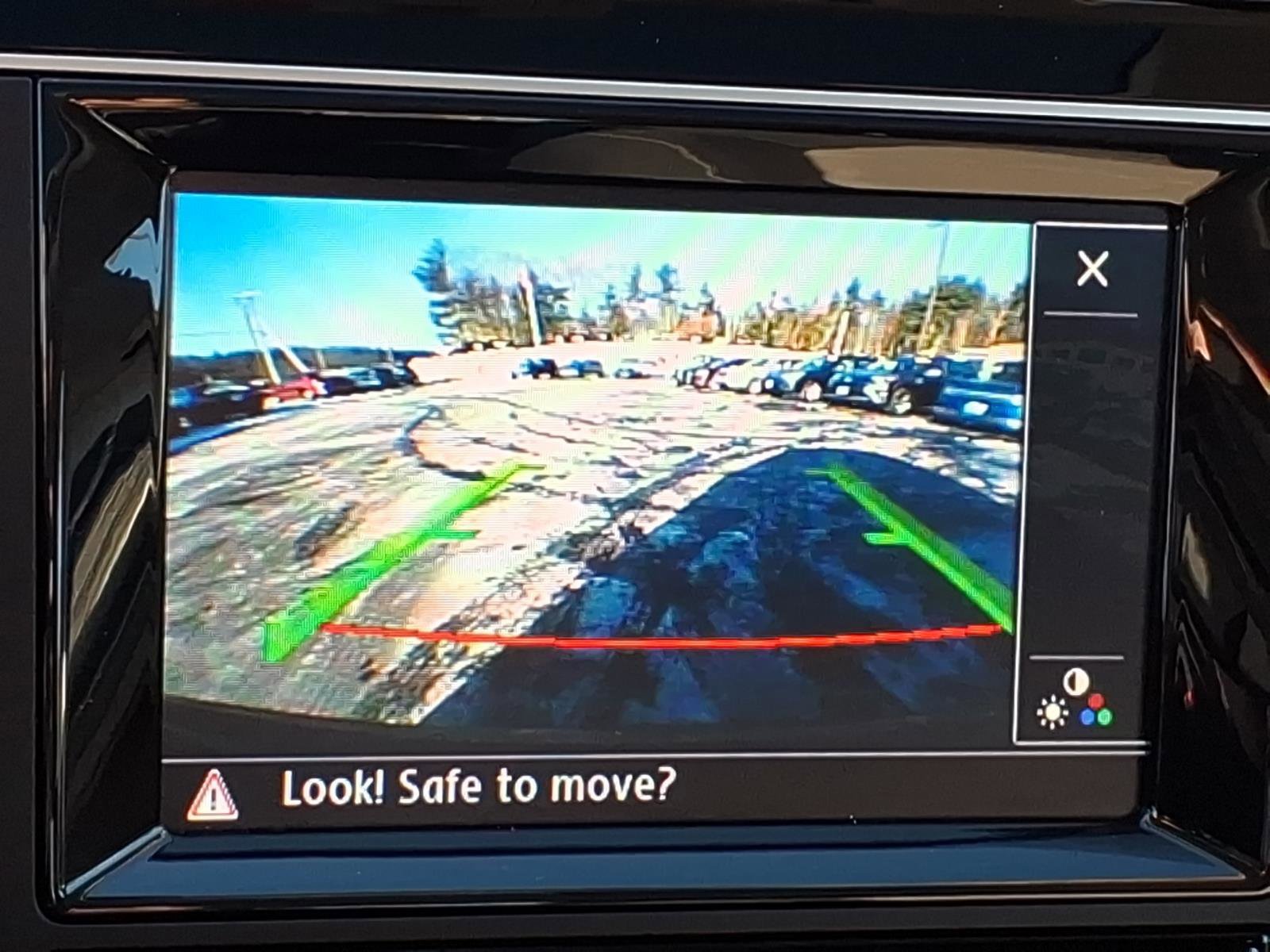 Used 2015 Volkswagen Golf SEL image 16