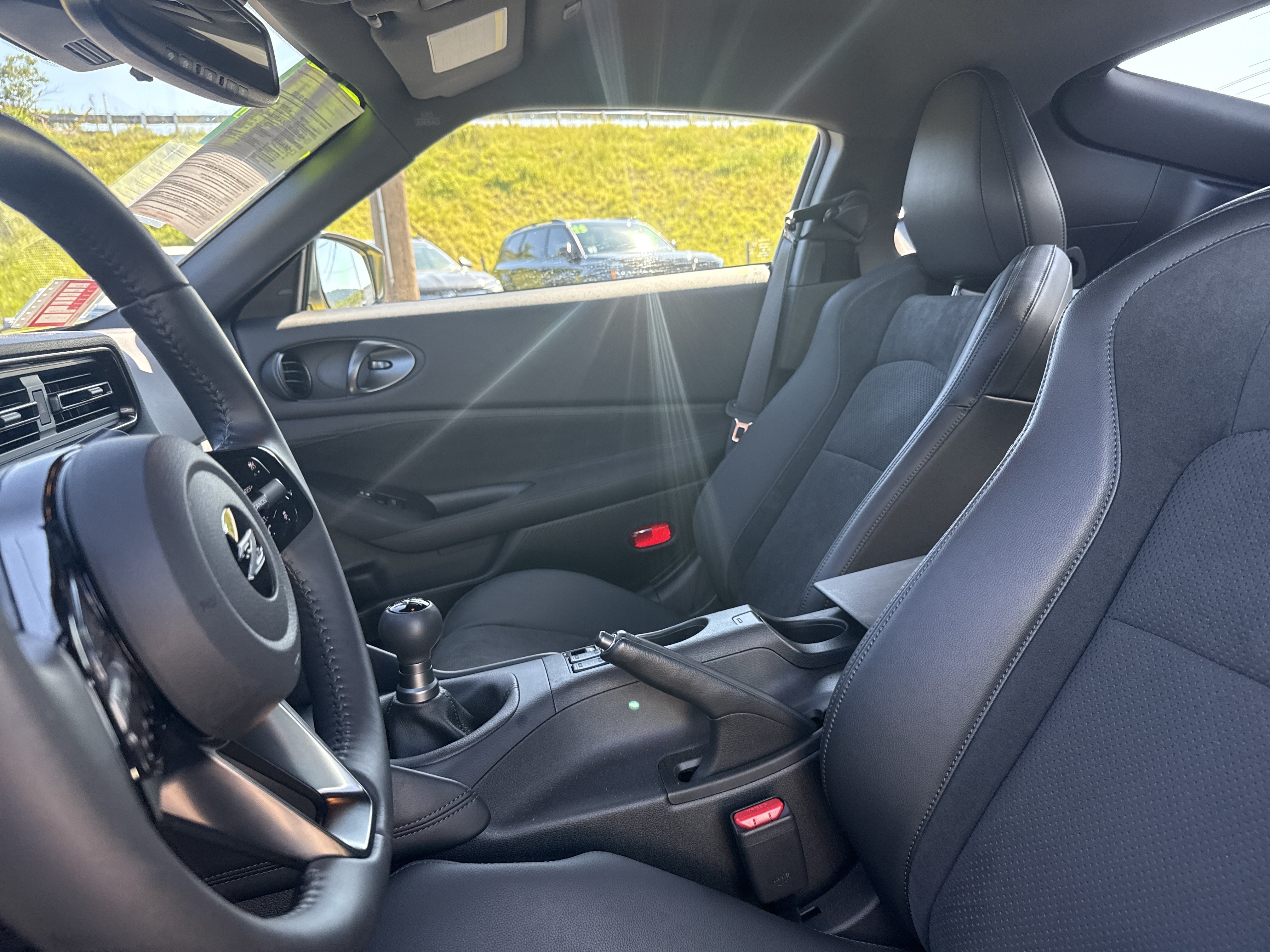 Used 2024 Nissan Z Performance w/ Floor Mat Package RWD image 12