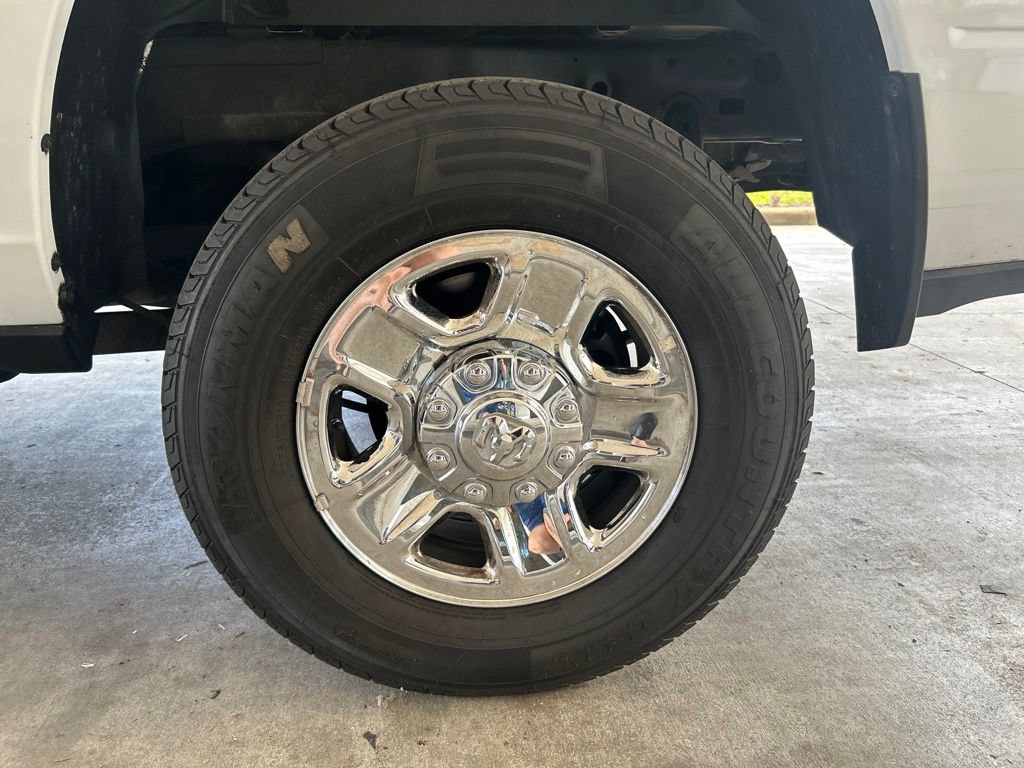 Used 2025 RAM 2500 Tradesman w/ Chrome Appearance Group AWD/4WD image 16