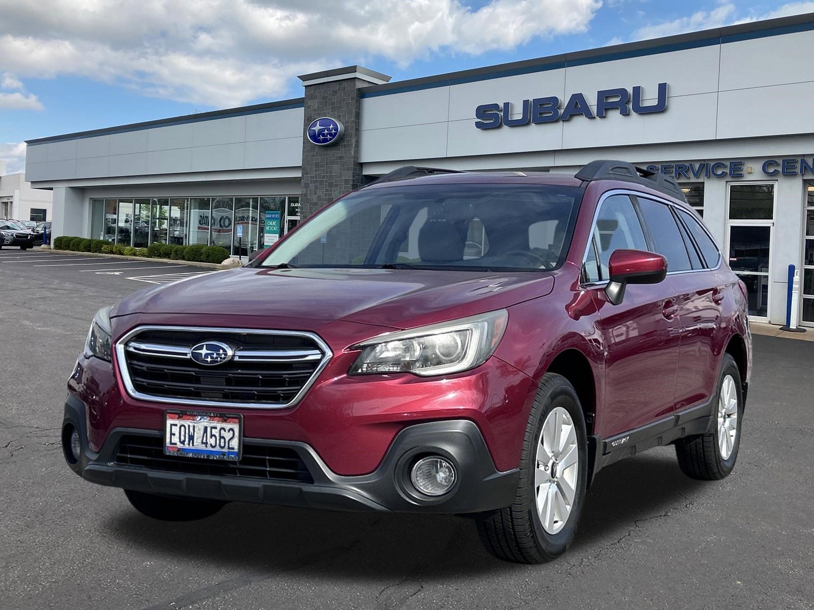 Used 2018 Subaru Outback 2.5i Premium image 3