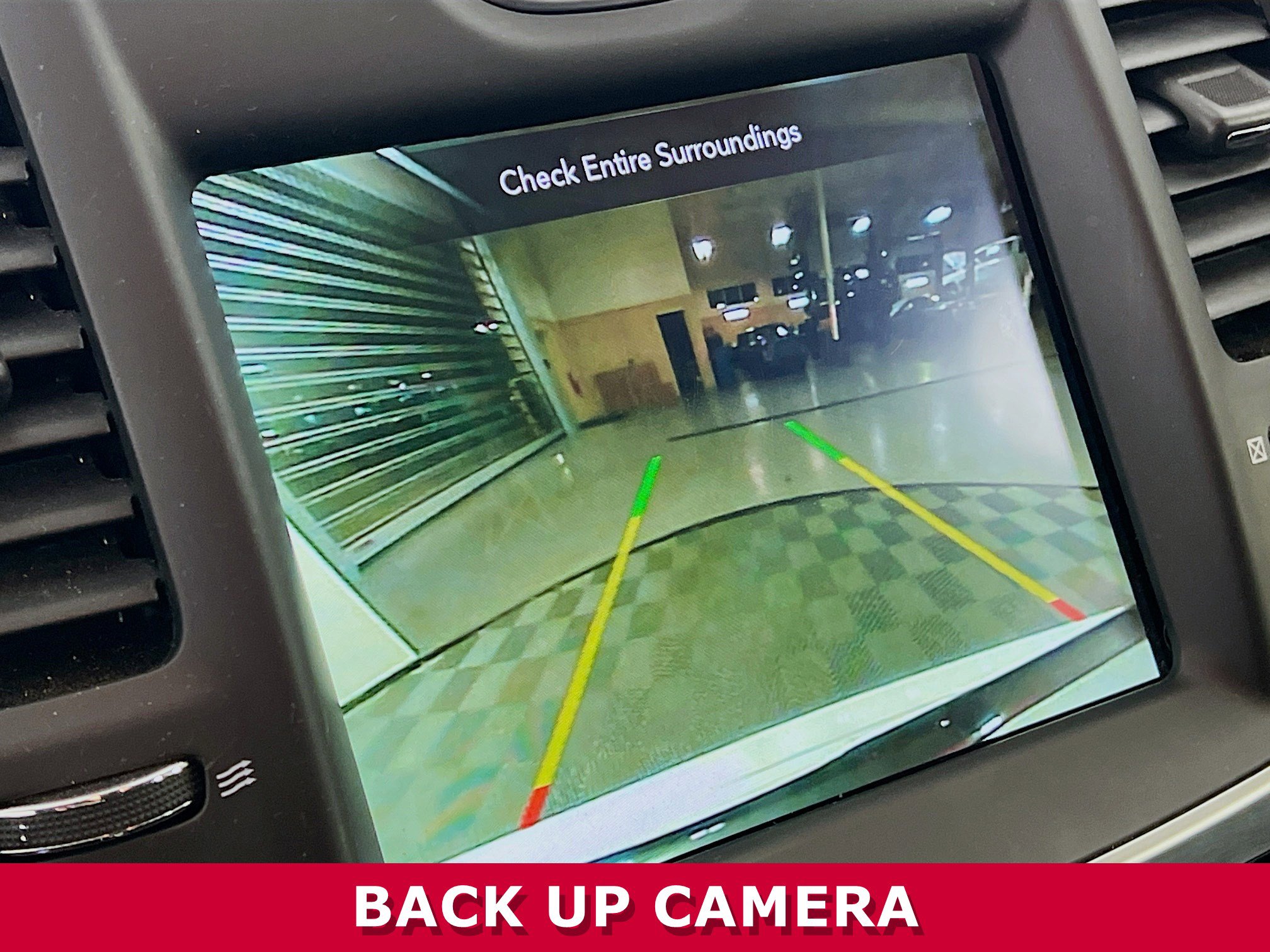 Used 2023 Chrysler 300 Touring w/ Sport Appearance Package image 9