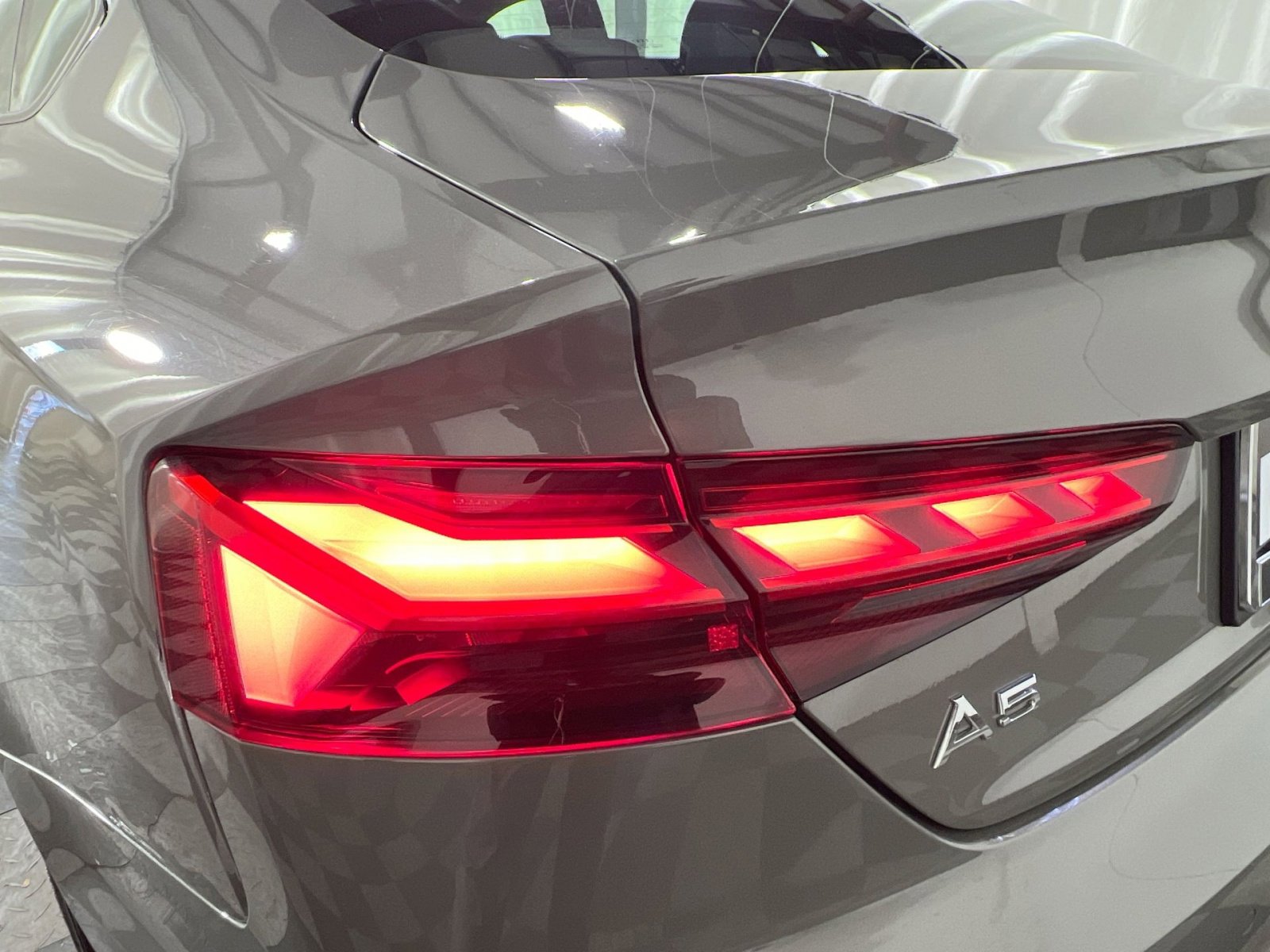 Used 2025 Audi A5 2.0T Premium Plus image 16