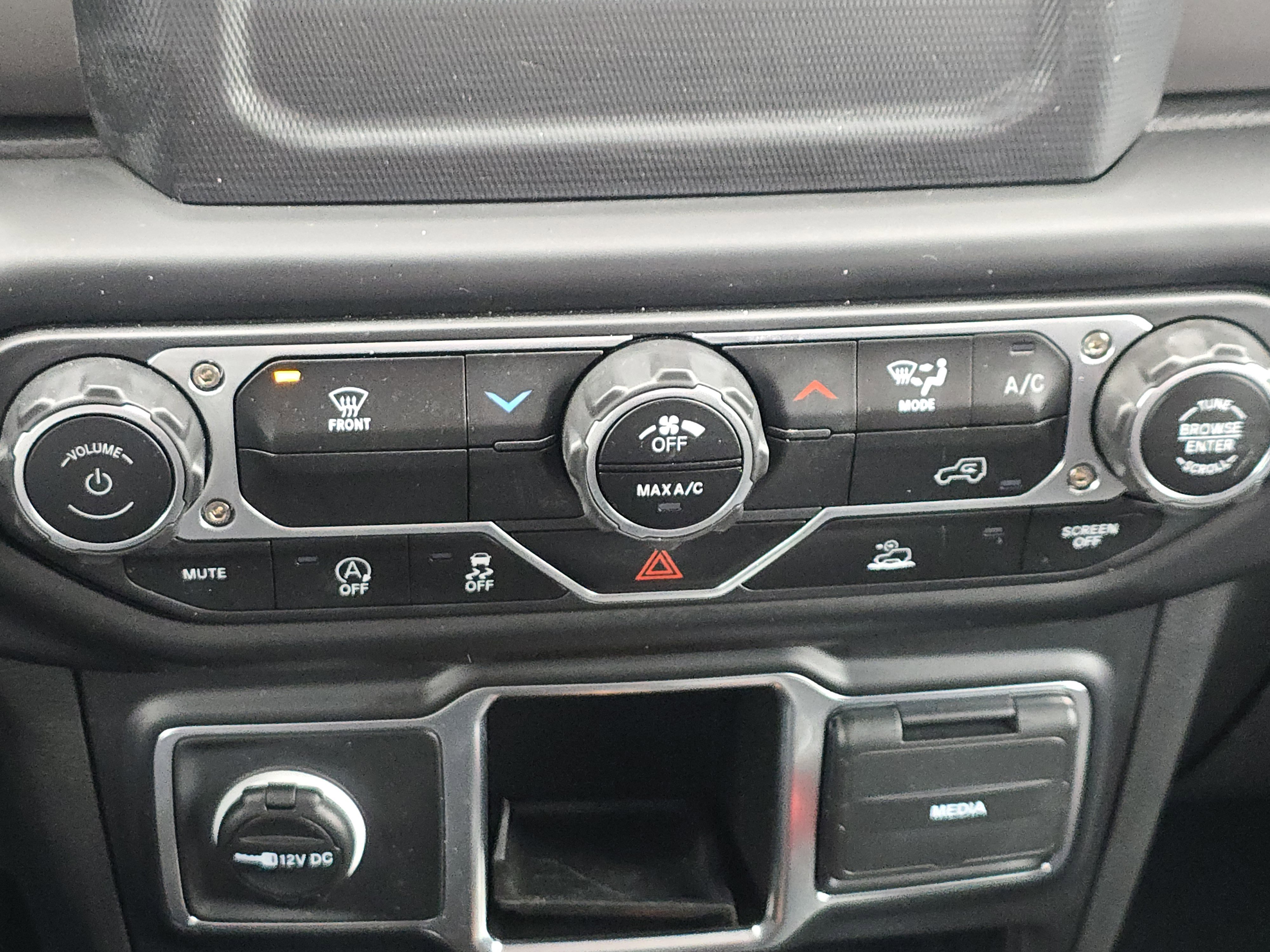 Used 2023 Jeep Gladiator Sport w/ Trailer Tow Package image 24